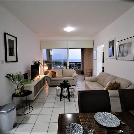 Cosea Living: Seaside 2 Bedroom Flat Kings Palace 209 Paphos Extérieur photo