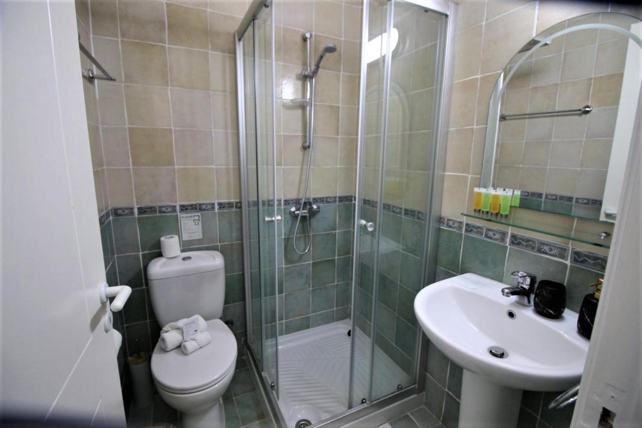 Cosea Living: Seaside 2 Bedroom Flat Kings Palace 209 Paphos Extérieur photo