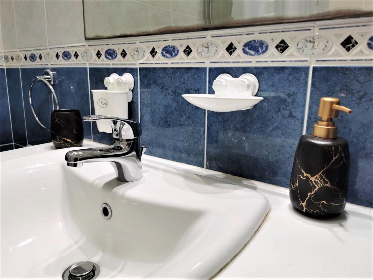 Cosea Living: Seaside 2 Bedroom Flat Kings Palace 209 Paphos Extérieur photo