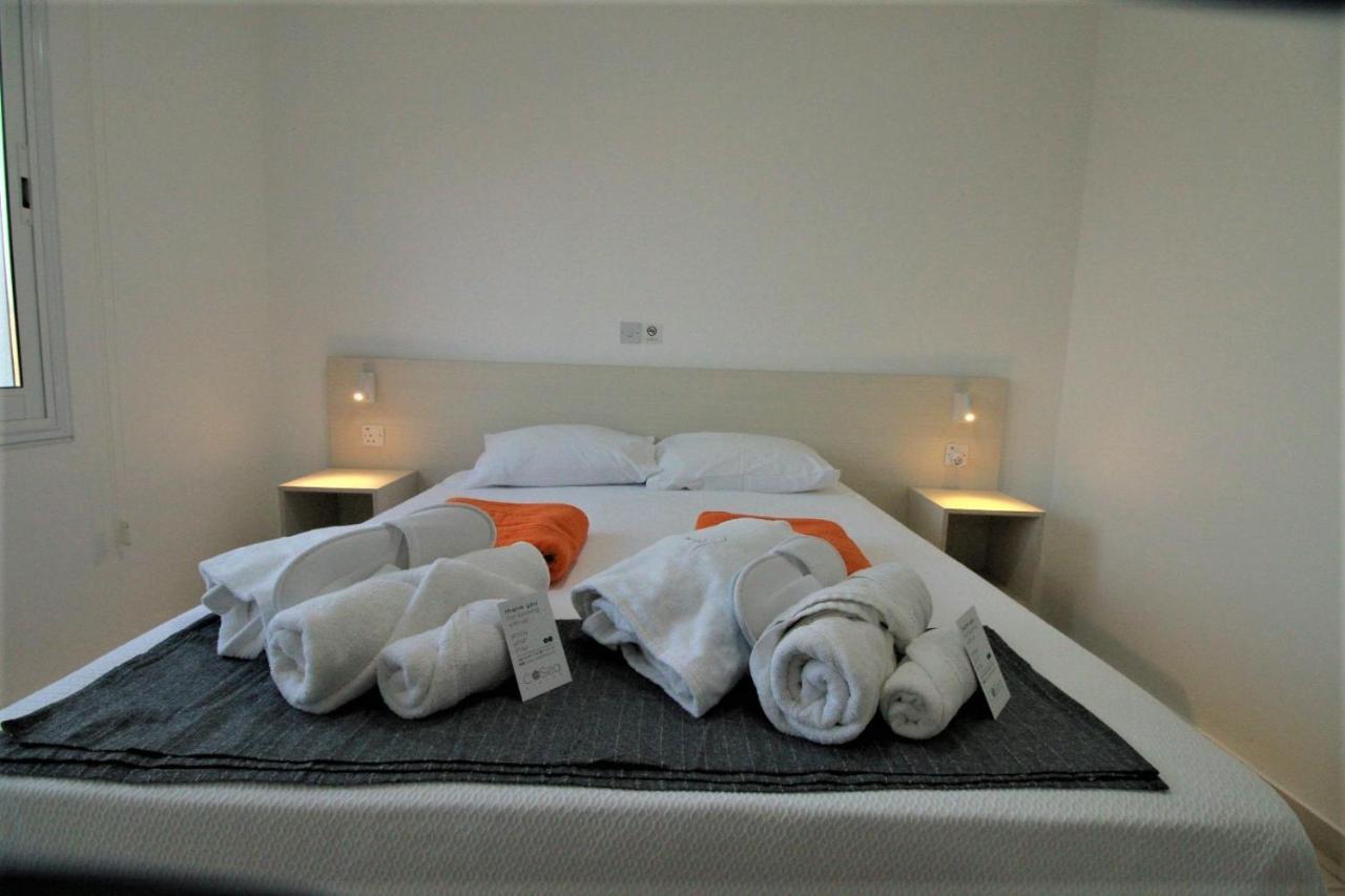 Cosea Living: Seaside 2 Bedroom Flat Kings Palace 209 Paphos Extérieur photo